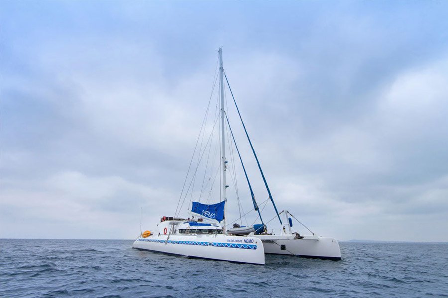 Nemo I Catamaran Yacht, Galapagos